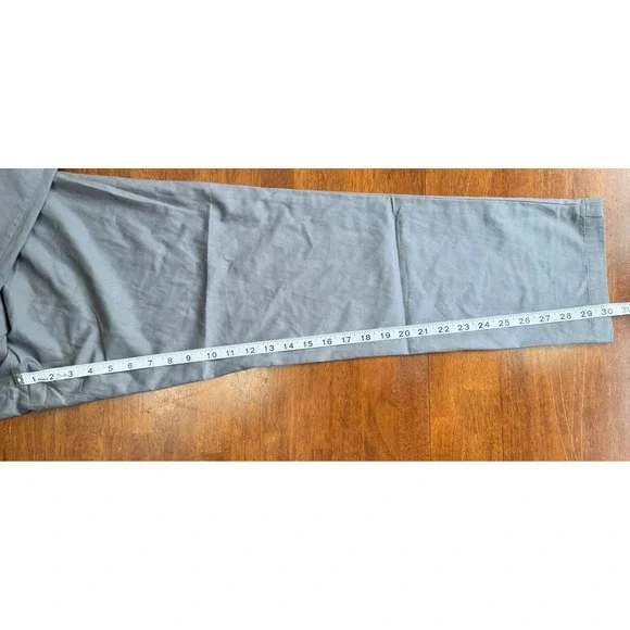Lululemon Commission Pant Slim Mens 34 Gray Chino Style Performance Trousers - Picture 13 of 14